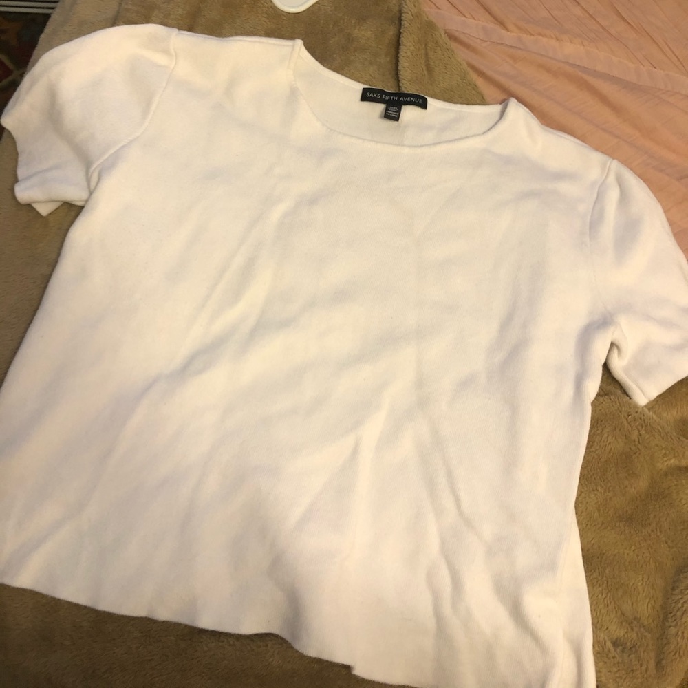 White crop top!